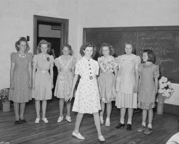 9 Home Ec Sewing Photos That Show How Different Schooling Was Back Then – Daily News