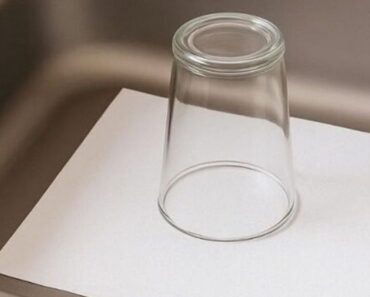 Here’s why you should always leave an upturned glass and a piece of paper in the sink before going on vacation