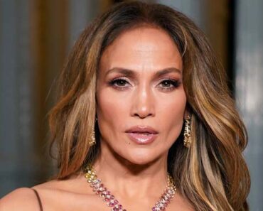 HT10. Jennifer Lopez Confirmed – Daily News
