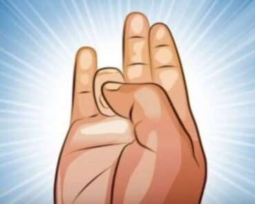 Benefits Of Stretching Your Ring Finger with Your Thumb For Seniors