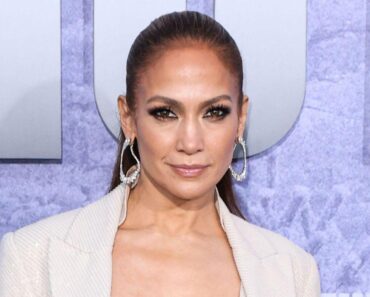 HT10. 20 minutes ago in Chicago, Jennifer Lopez has been confirmed as… – Daily News HT10. 20 minutes ago in Chicago, Jennifer Lopez has been confirmed as… – Daily News