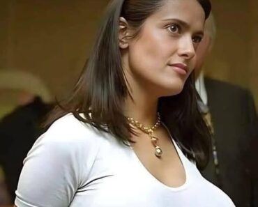 Many people don’t know it. A woman’s large breasts indicate that her vag…see more Many people don’t know it. A woman’s large breasts indicate that her vag…see more