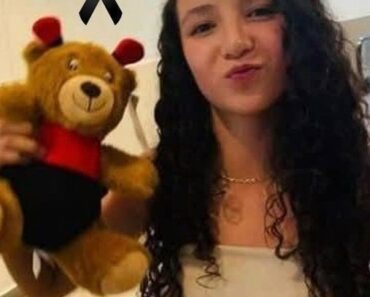 Sadness and pain: 14-year-old