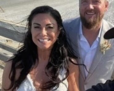 Woman d.es on wedding day shor