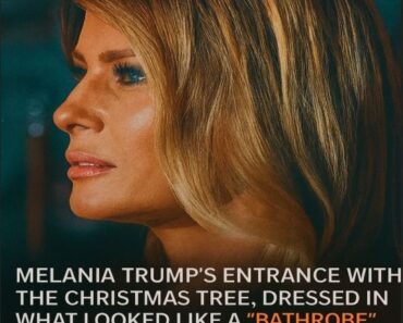 Melania Trump Welcomes the Christmas Melania Trump Welcomes the Christmas